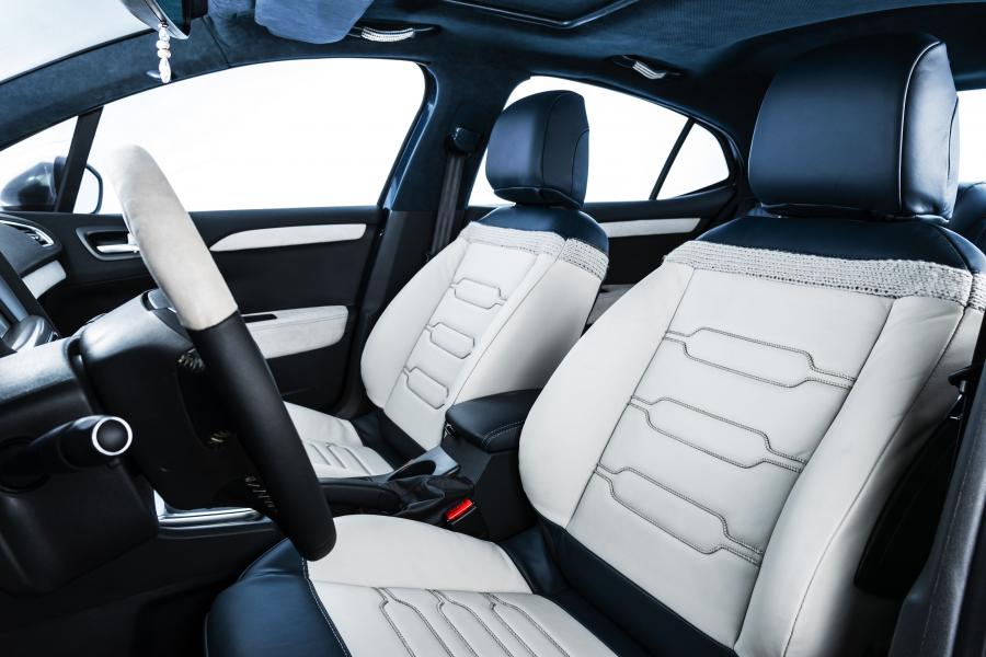 Интерьер Citroen C4 Lounge Sportmarine Concept 2016 года  (фото 4 из 5)